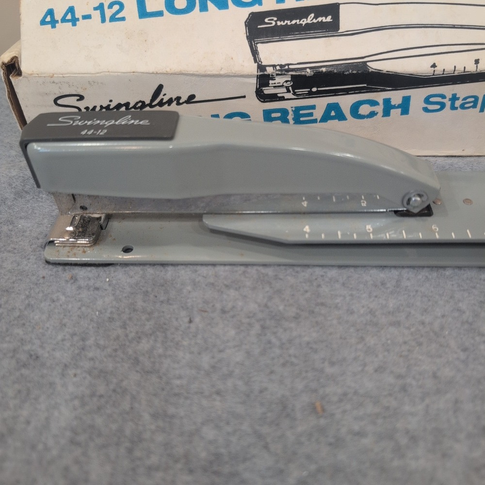 Swingline 44-12 Long Reach Stapler Gray Booklet Binder with Box and Manual - Picture 3 of 4